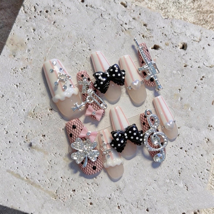 Glamorous Decorative Nail Art Set