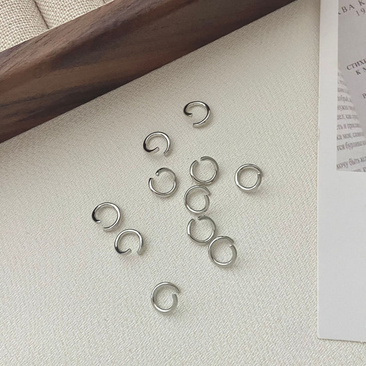 Sleek Minimalist Metal Ring Clips Kalsten