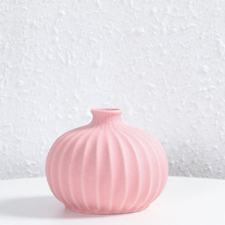 Ribbed Decorative Ceramic Vase Kalsten