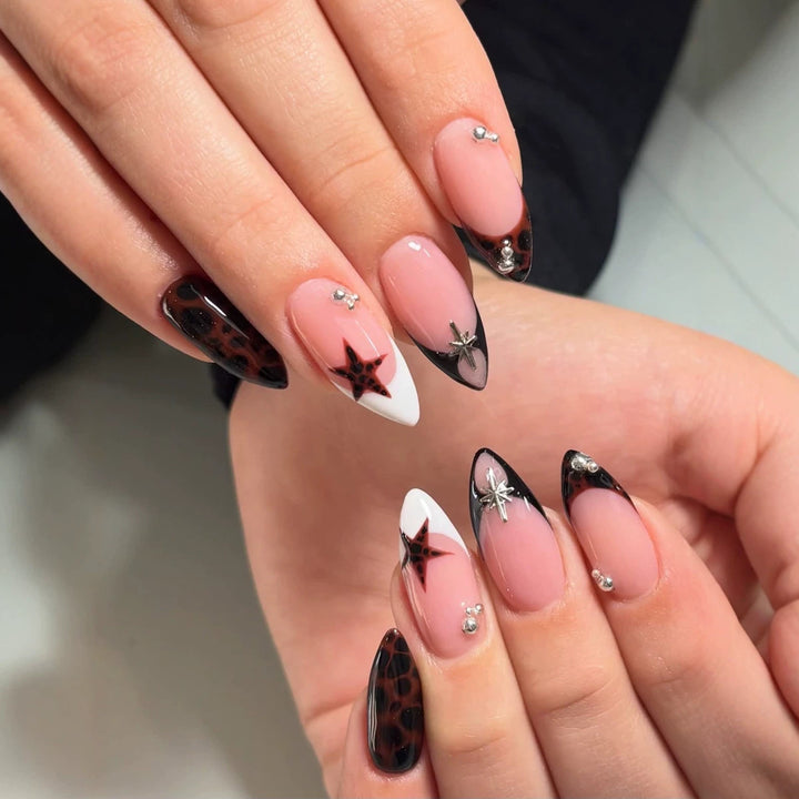 Artistic Star-Embellished Press-On Nail Set Kalsten