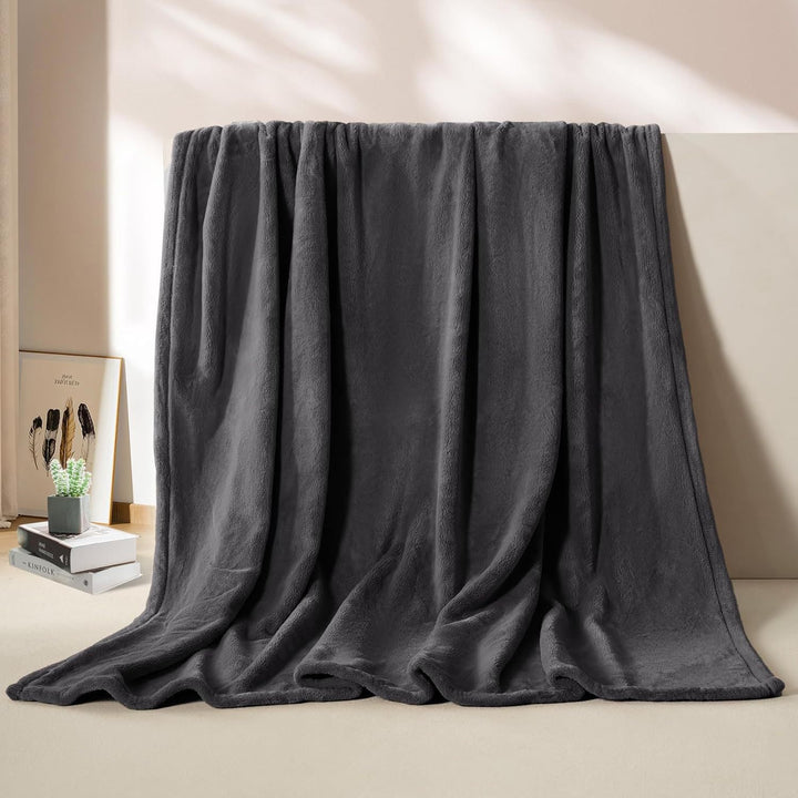 Ultra-Soft Microfiber Throw Blanket Kalsten