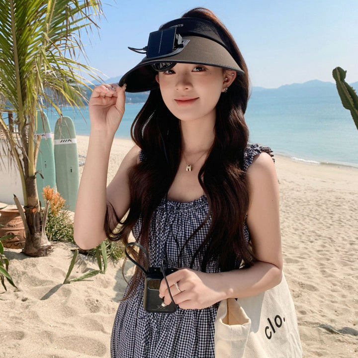 Adjustable sun visor for with integrated smartphone holder and UV protection Kalsten