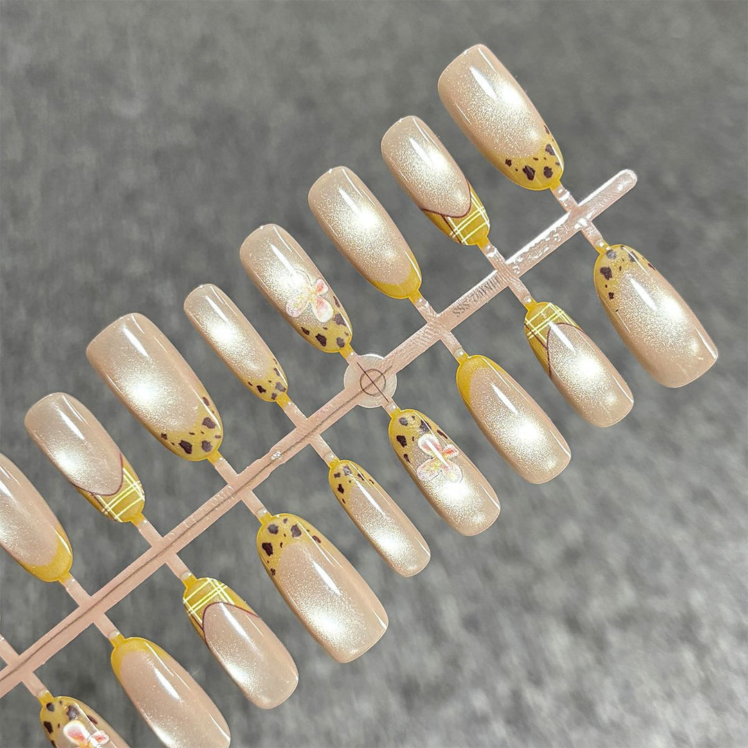 Decorative Press-On Nail Set Kalsten
