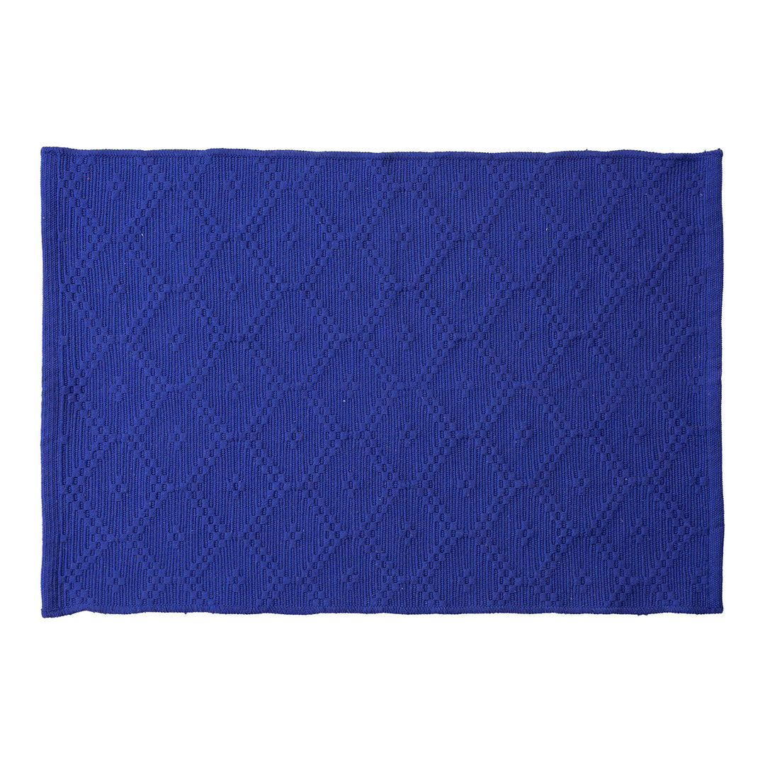 Rectangular woven table mat with diamond structure and fine cotton blend