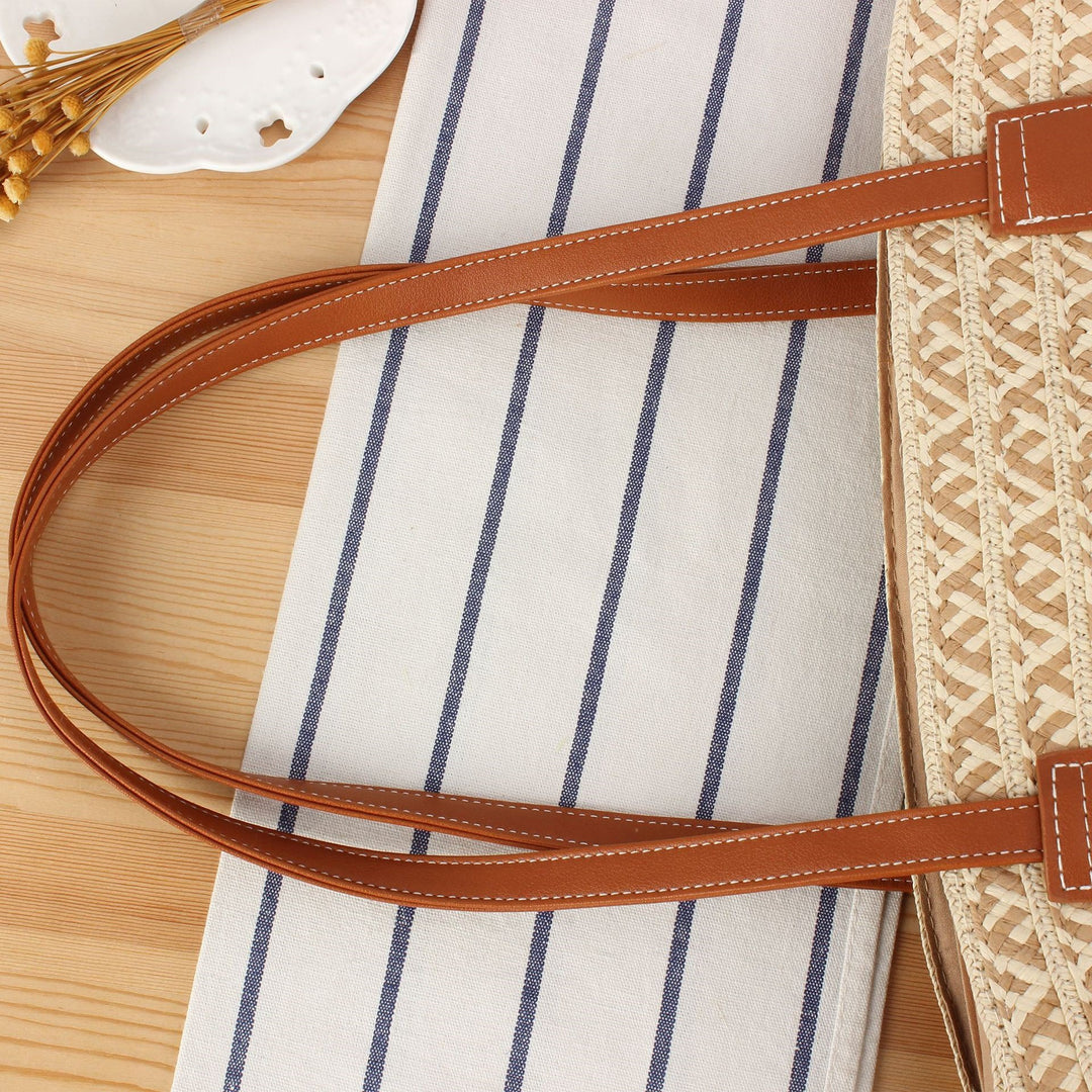 Designer straw bag with contrasting pattern and elegant leather handles Kalsten