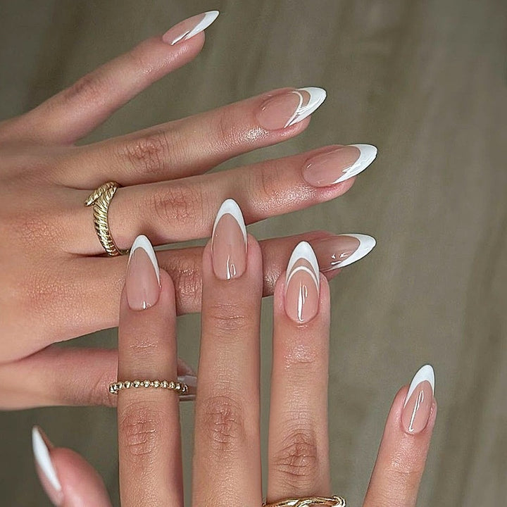 Artificial nail tips in elegant design Kalsten