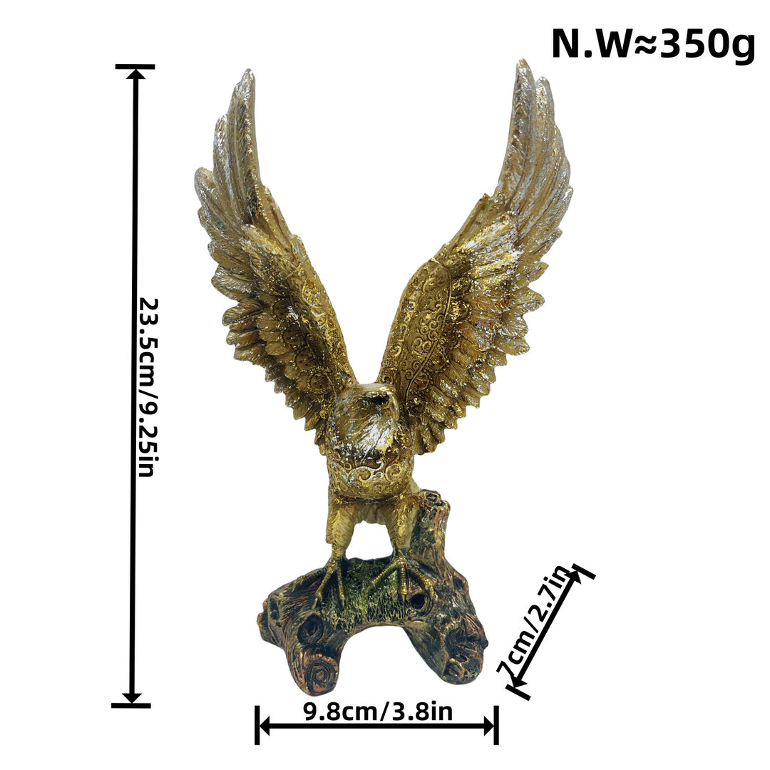 Elegant garden figure with eagle on tree trunk Kalsten