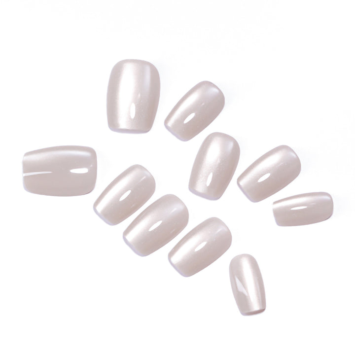 Artificial nail art with shiny surface Kalsten