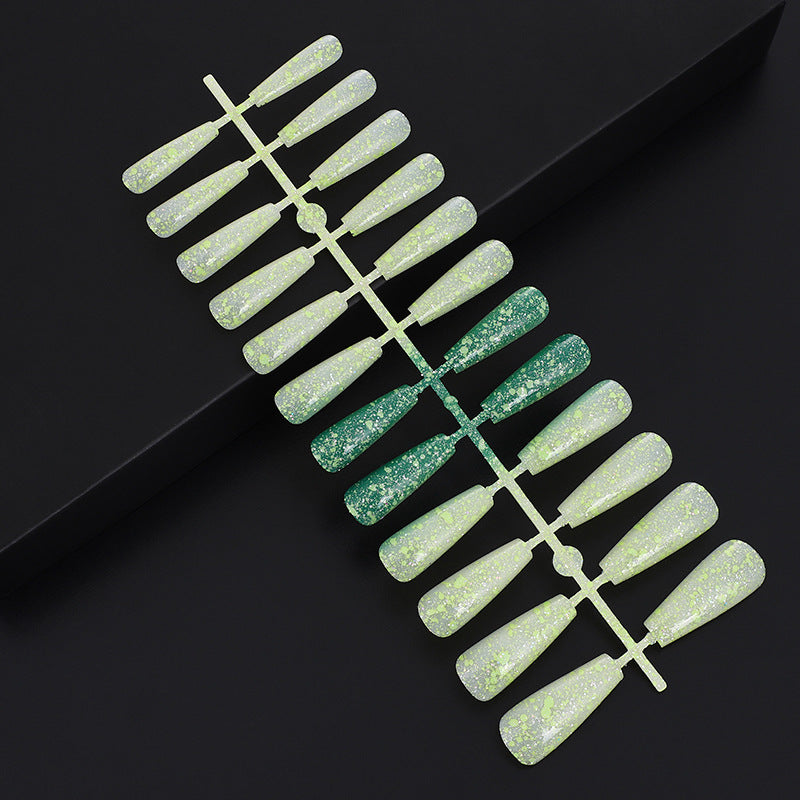 Artificial nails in creative drop design Kalsten