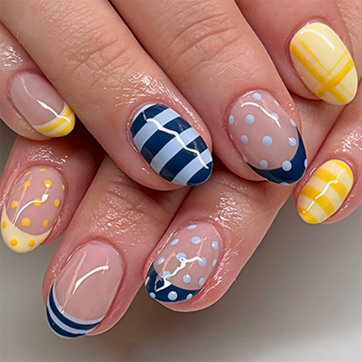 Decorative Press-On Nail Art Set with Geometric Patterns