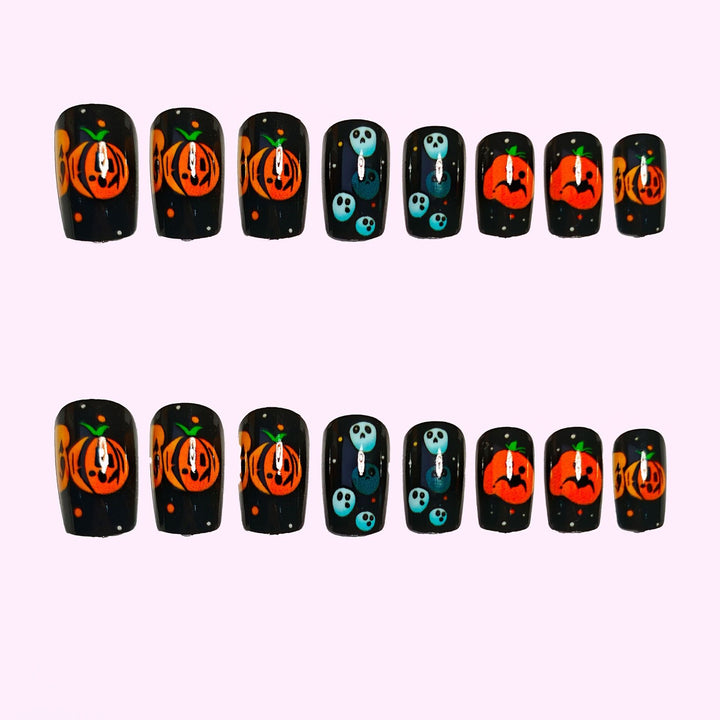 Halloween-Themed Nail Art Design