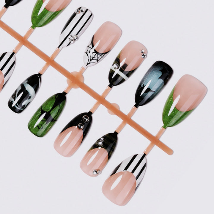 Creative nail art set with Halloween motif Kalsten
