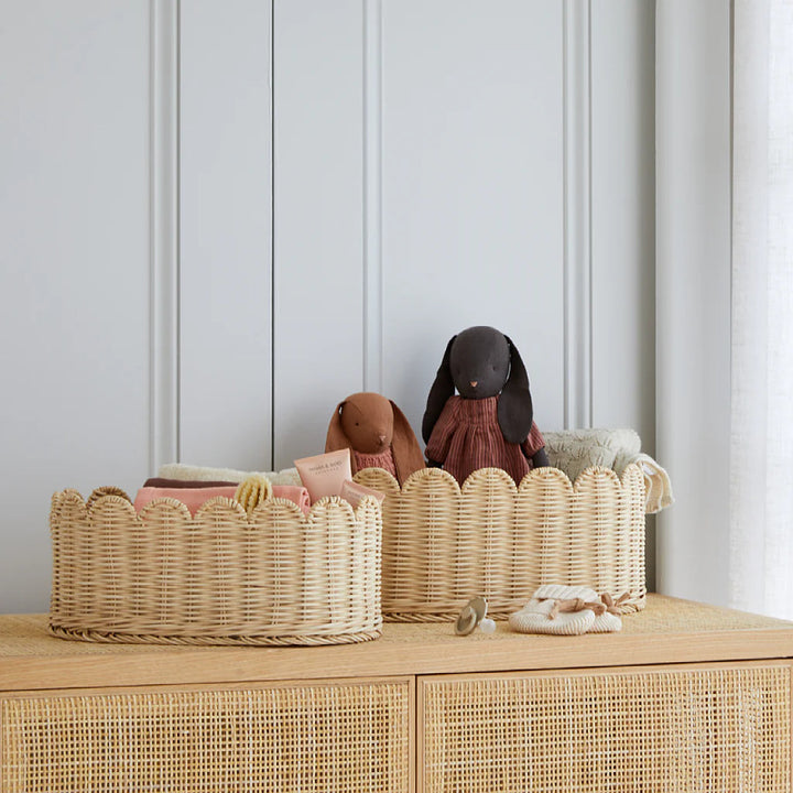Handmade decorative basket with wavy edge Kalsten
