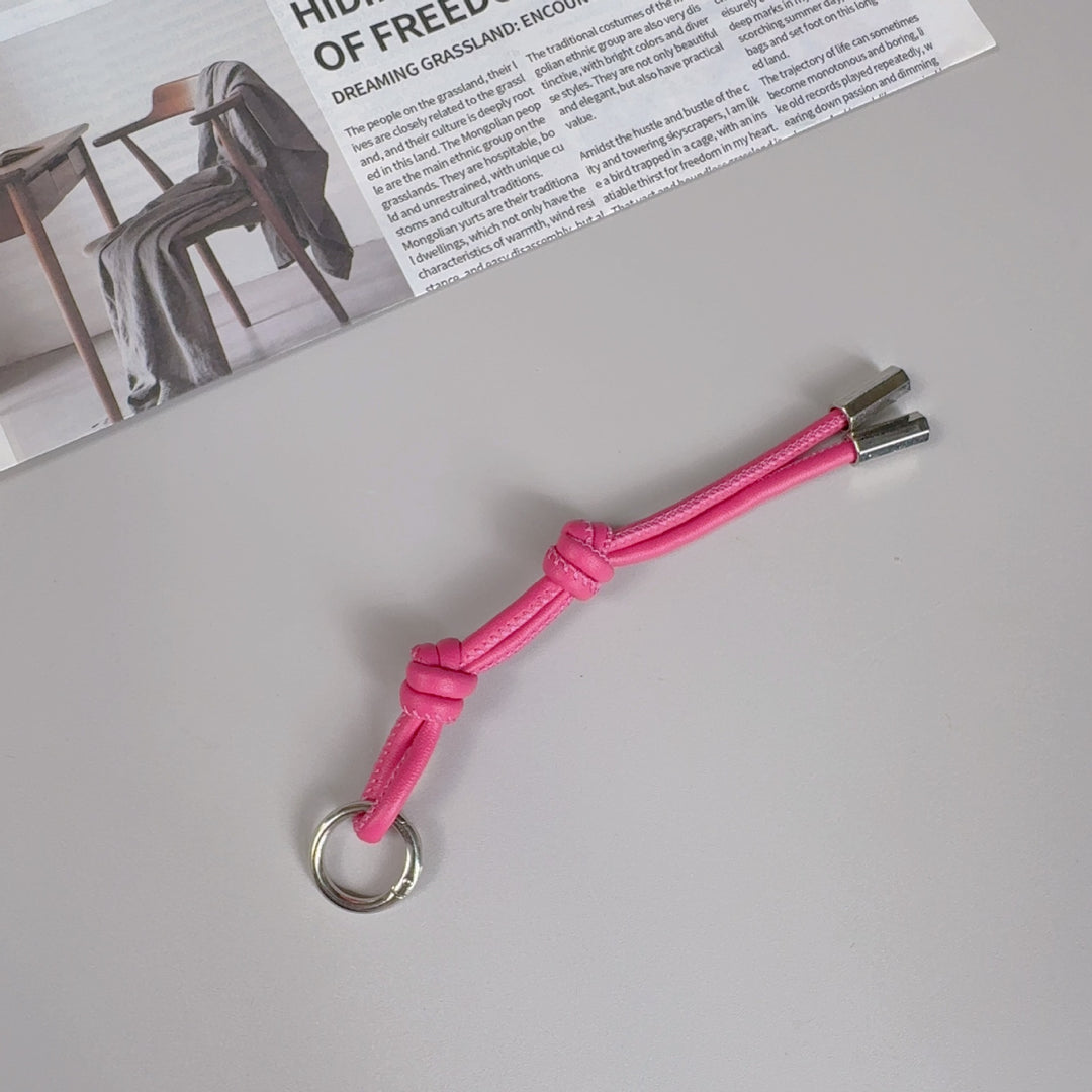 Stylish Leather Keychain Holder Kalsten