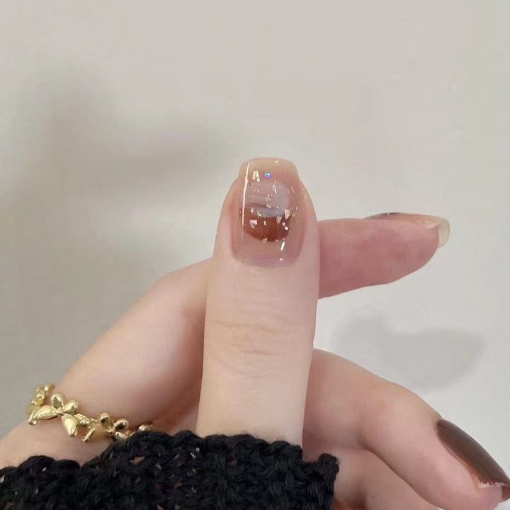 Luxurious Glossy Nail Art