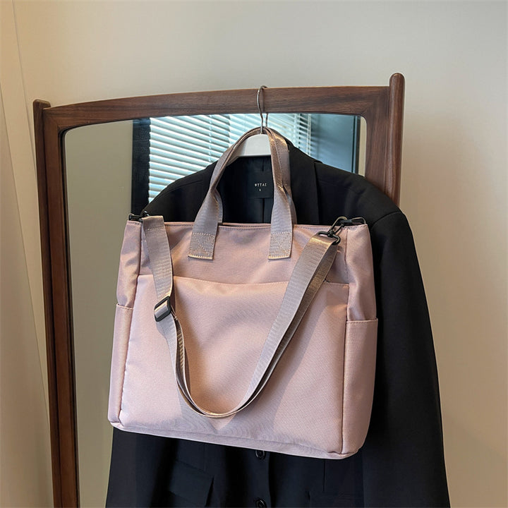 Versatile Multi-Compartment rk Tote Kalsten