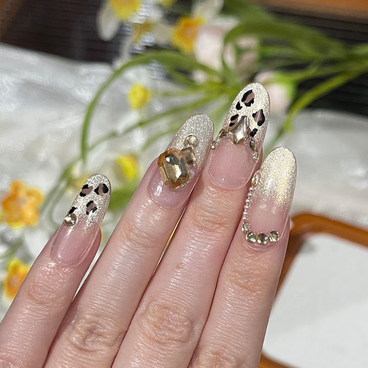 Premium Embellished Nail Art Kalsten