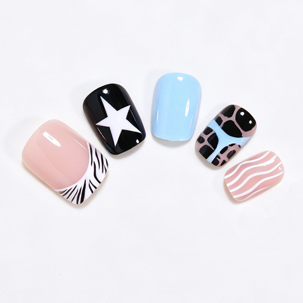 Artistic Decorative Press-On Nail Art Set Kalsten