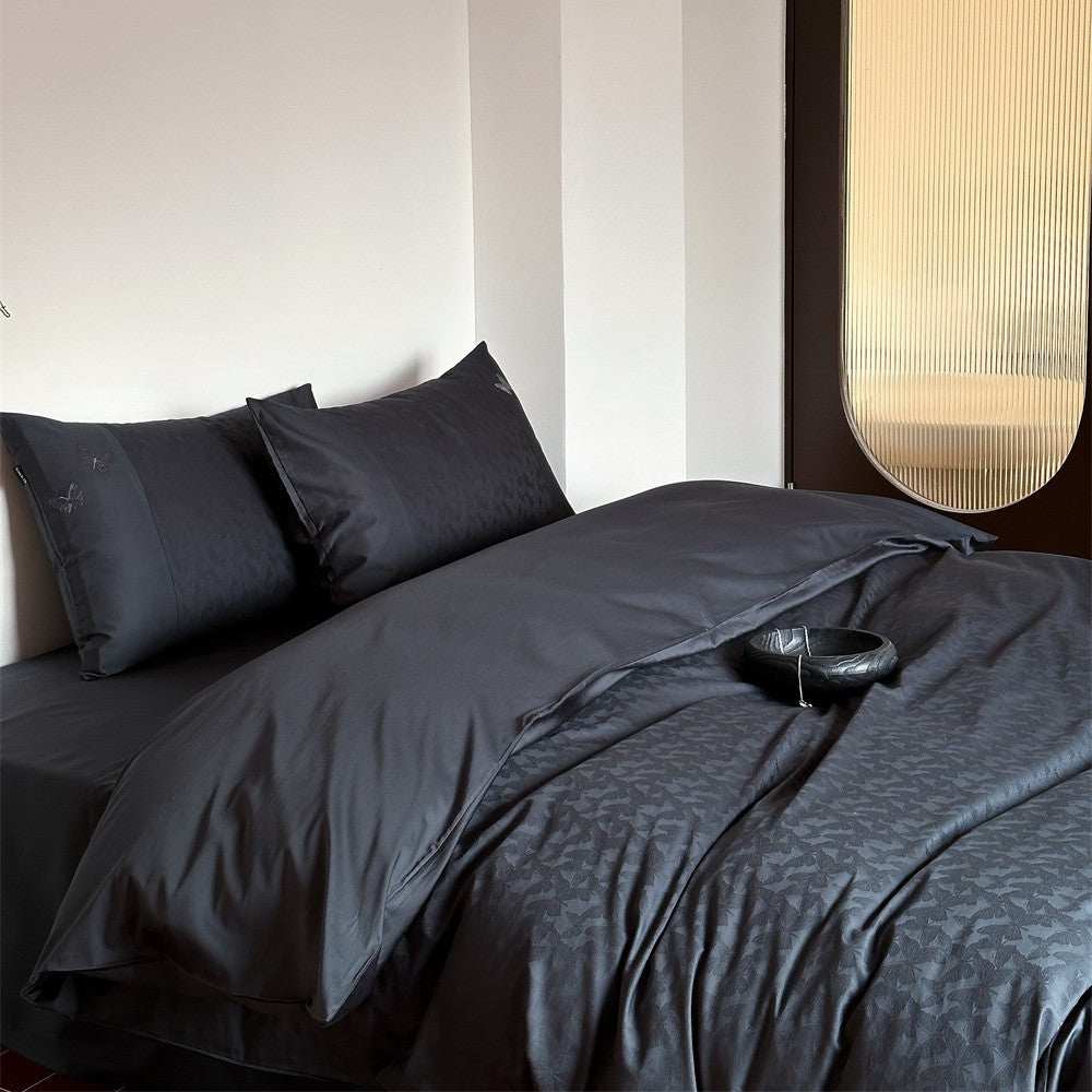 Luxurious jacquard bedding set with embroidered pillowcases