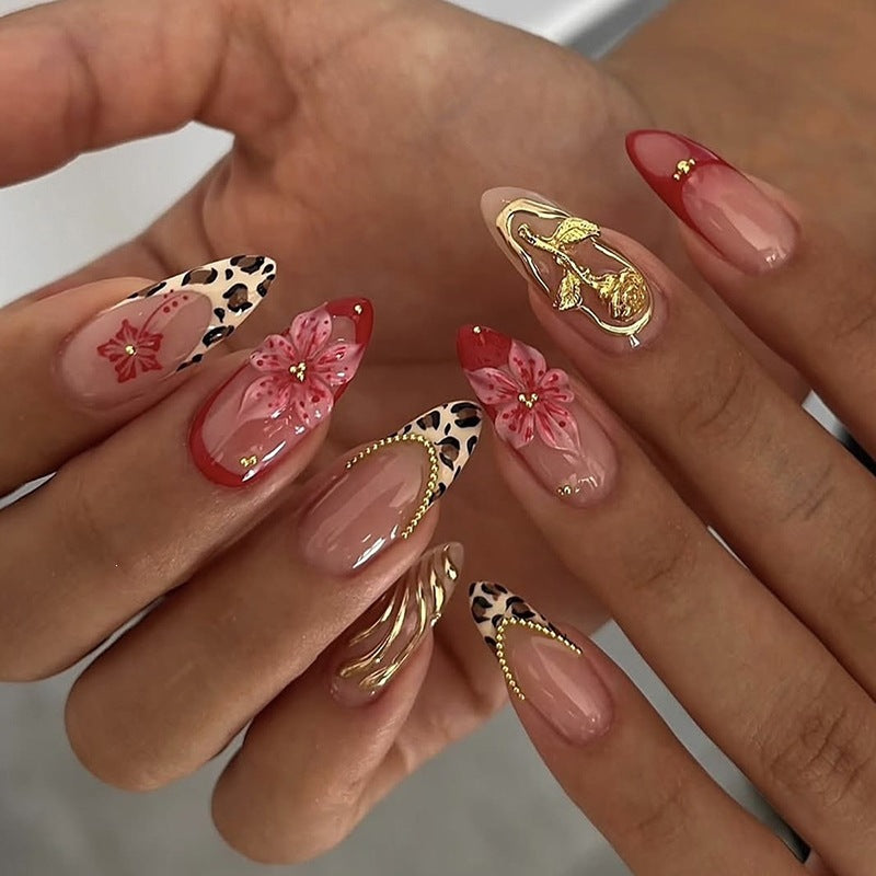 Art nail set with luxurious floral 3D decorations Kalsten