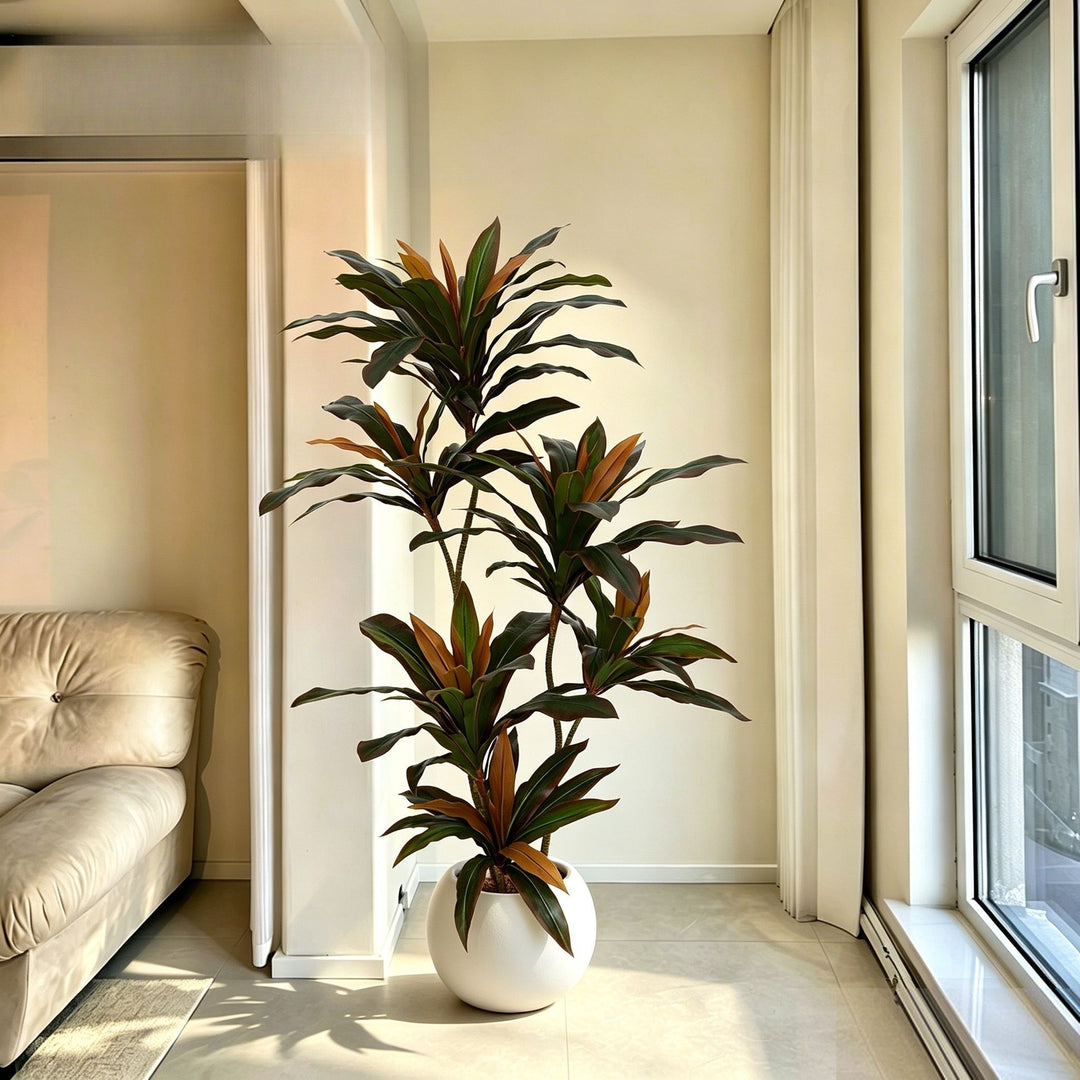 Lifelike Decorative Indoor Plant