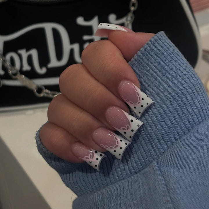 Glamorous Artificial Nails Kalsten