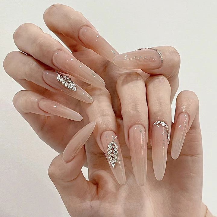 Stylish Press-On Nail Set with Elegant Floral Accents Kalsten