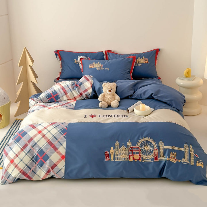 Bedding set with London motif and checked reversible sides