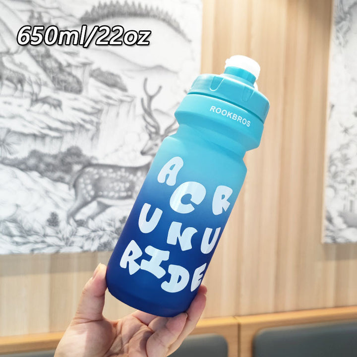 Women's sporty water bottle with flexible leak protection technology Kalsten