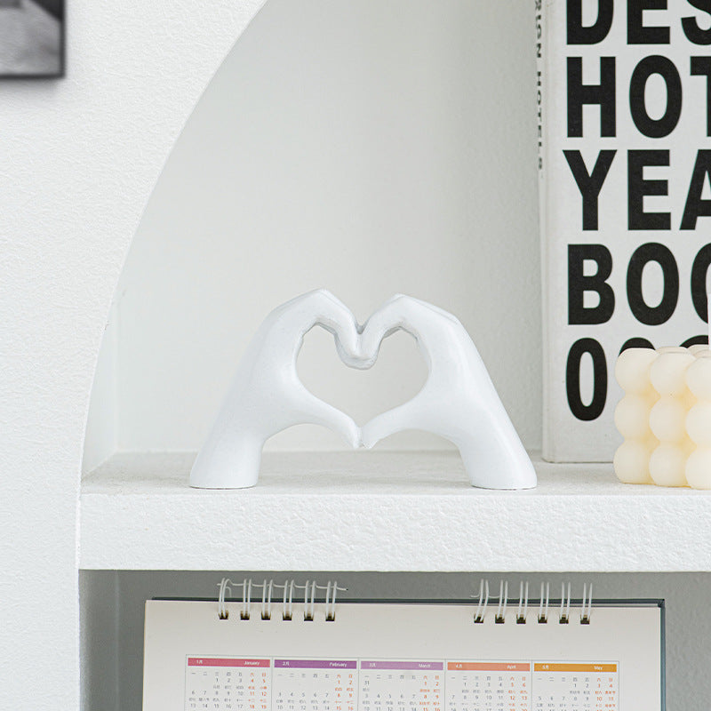 Decorative Heart-shaped Sculpture Kalsten