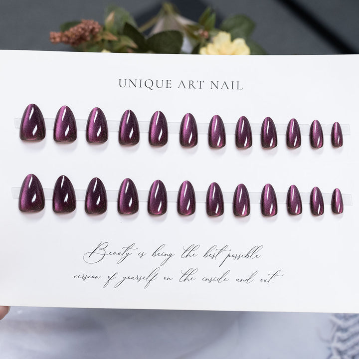 Glossy Press-On Nail Art Set