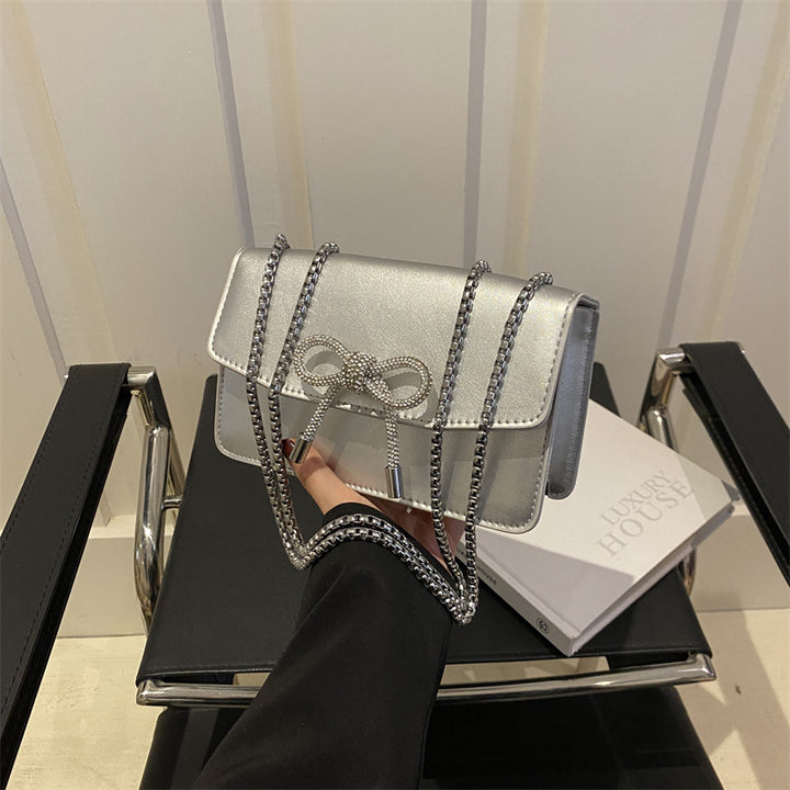 Elegant Bow-Detail Evening Handbag