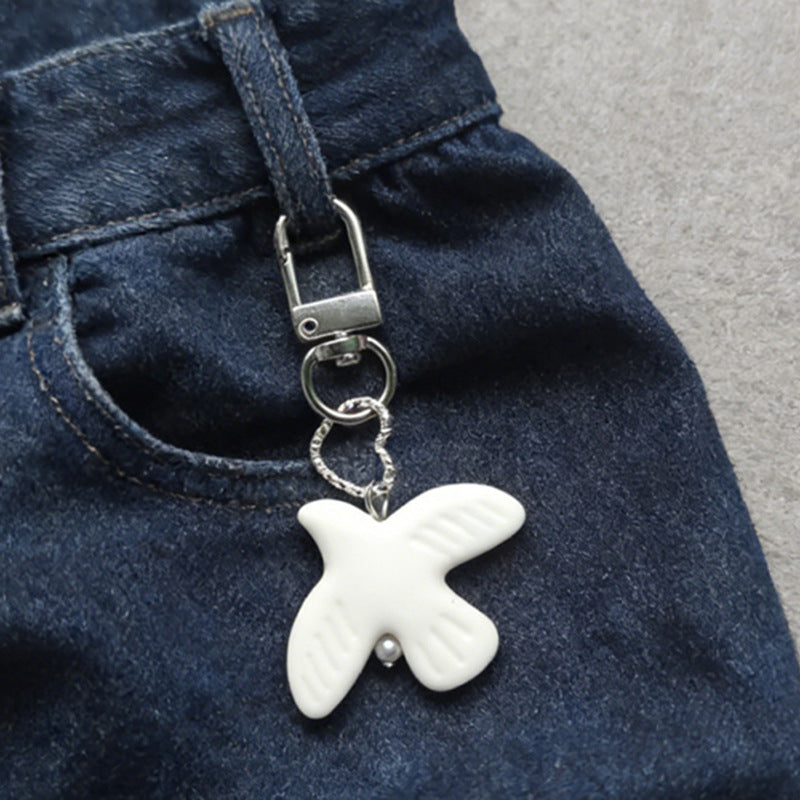 Fashionable keychain with bird design Kalsten