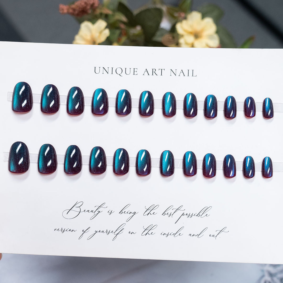 Glossy Press-On Nail Art Set