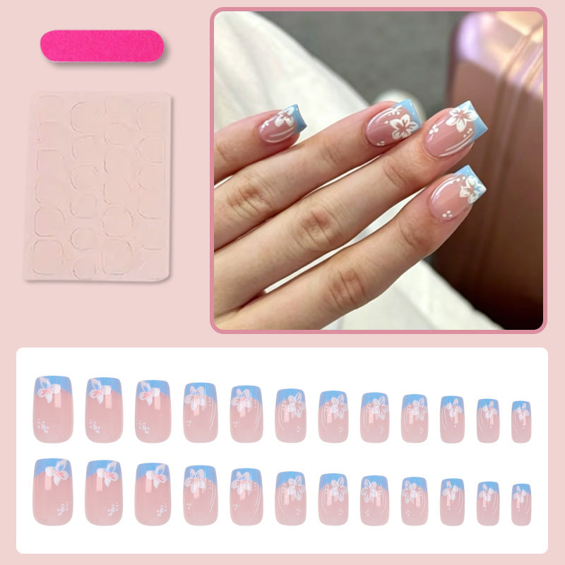 Artificial nail set with delicate flower designs Kalsten