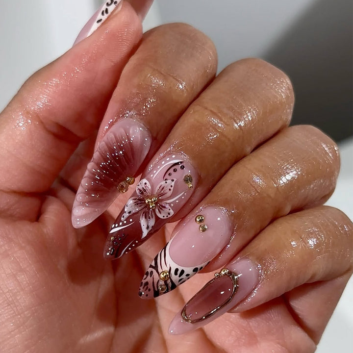 Artistic Stiletto Press-On Nail Set