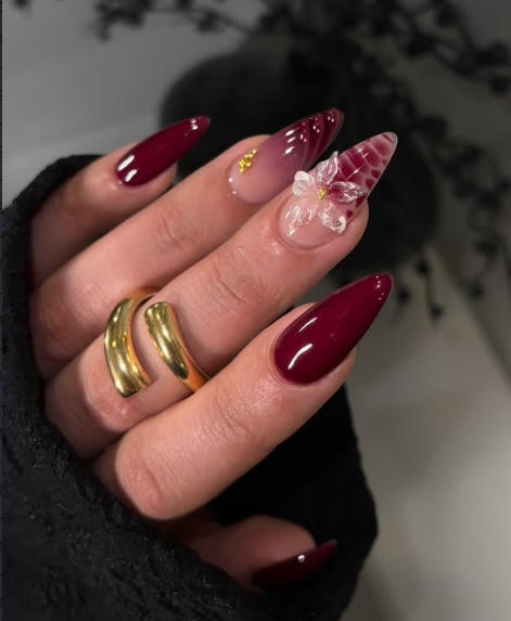 Acrylic nail set with elegant decorations Kalsten
