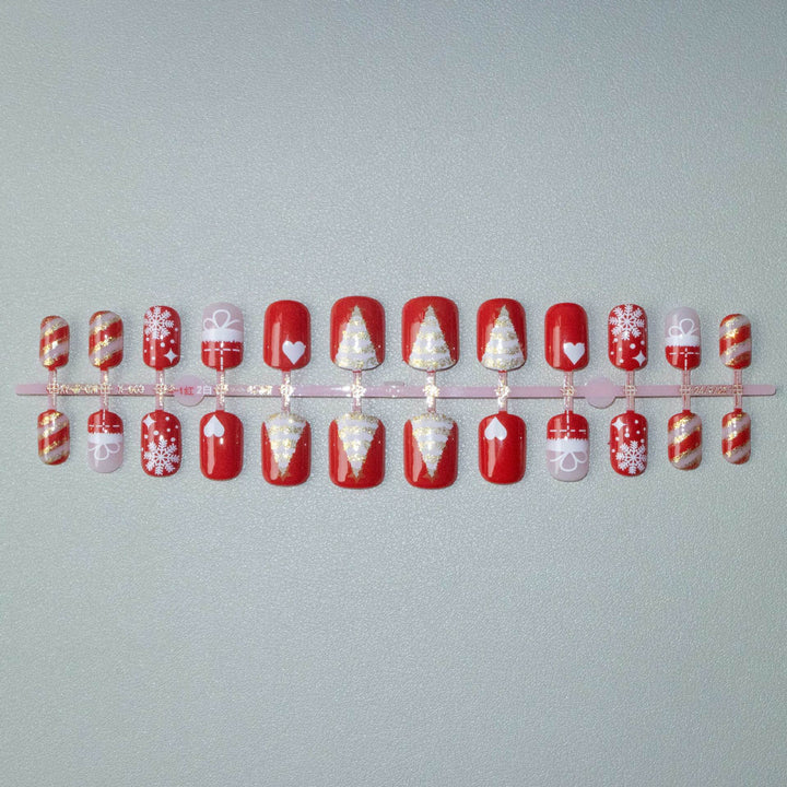 Holiday-Themed Nail Art Set
