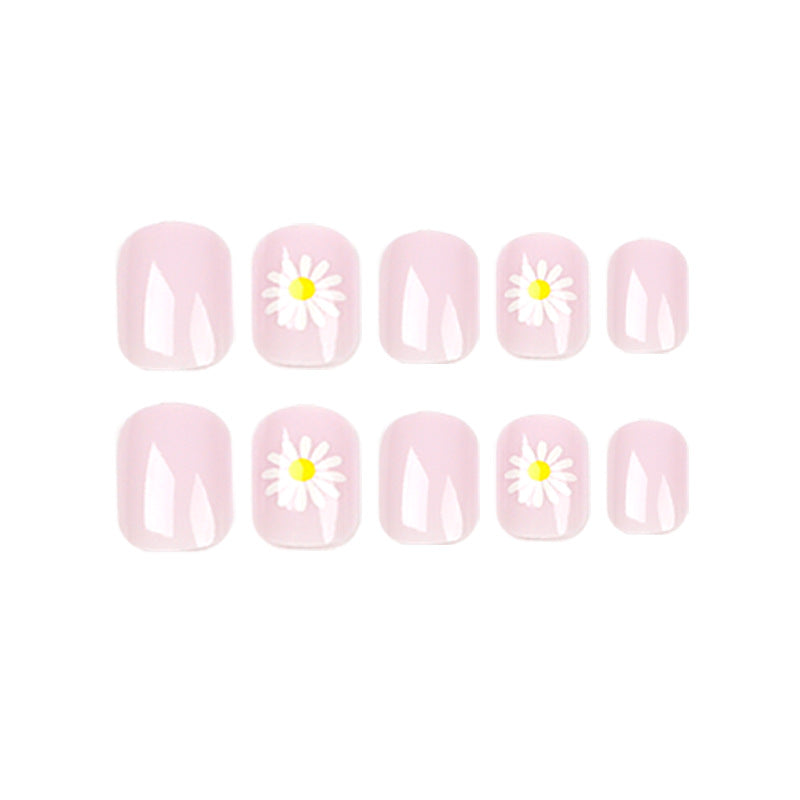 Artful Nail Art with Flower Motif Kalsten
