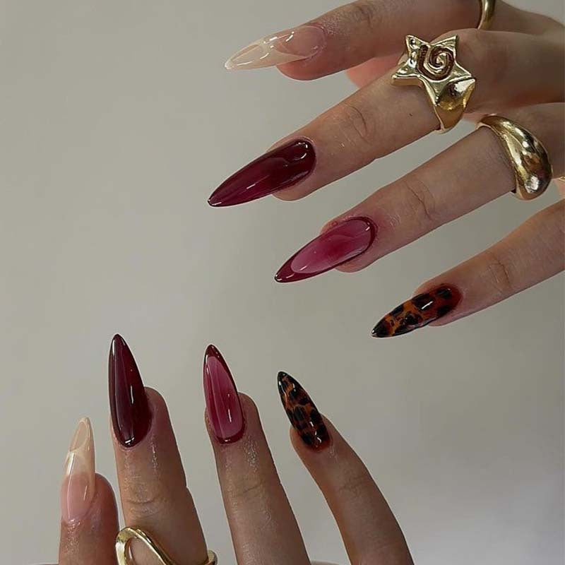 Artistic Stiletto Press-On Nail Set