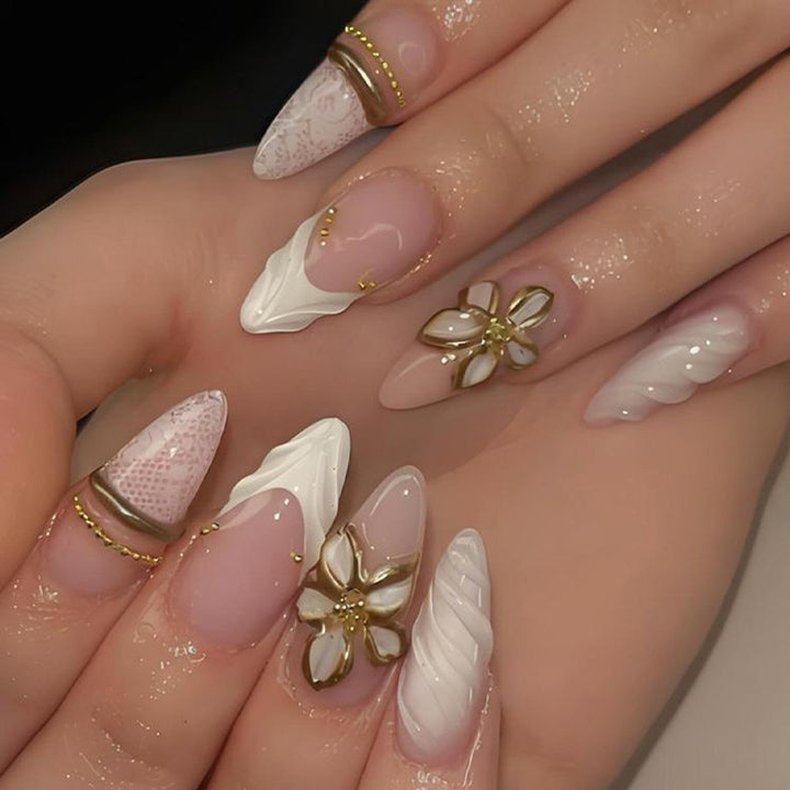 Artificial nail set with elegant flower and glitter details Kalsten