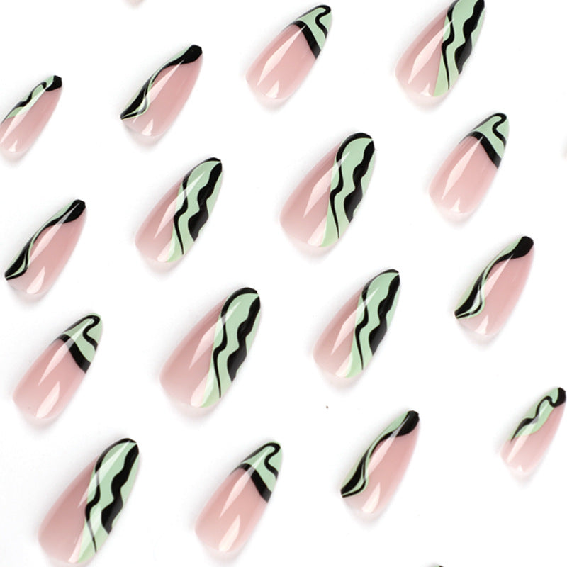 Artful Nail Art with Gentle Wave Patterns Kalsten