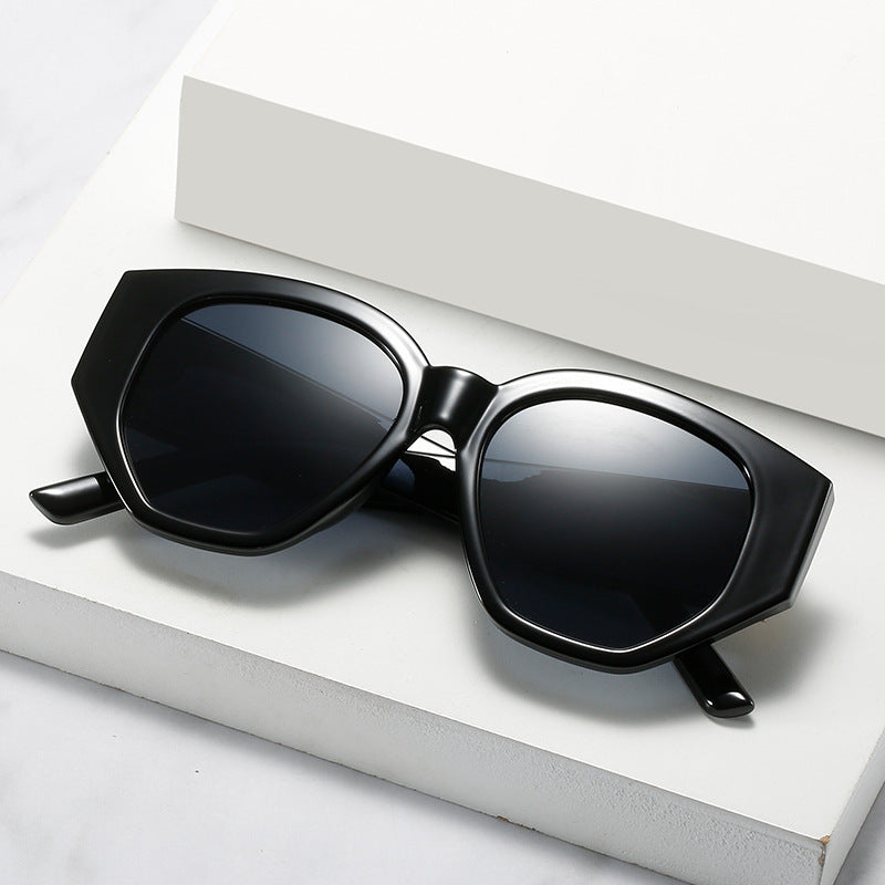 Fashionable Cat-Eye Sunglasses with Unique Geometric Frame Kalsten