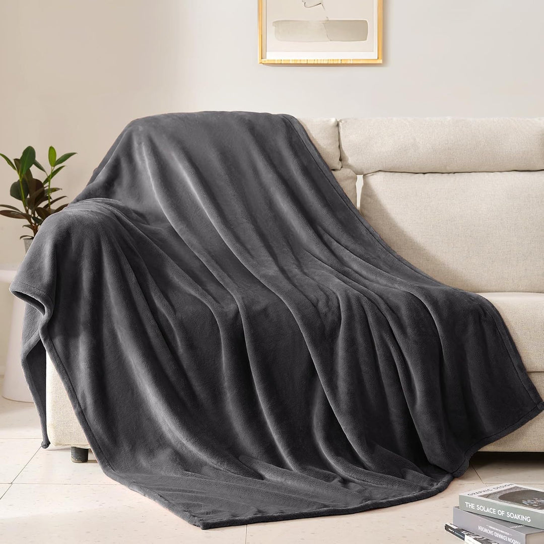 Ultra-Soft Microfiber Throw Blanket Kalsten