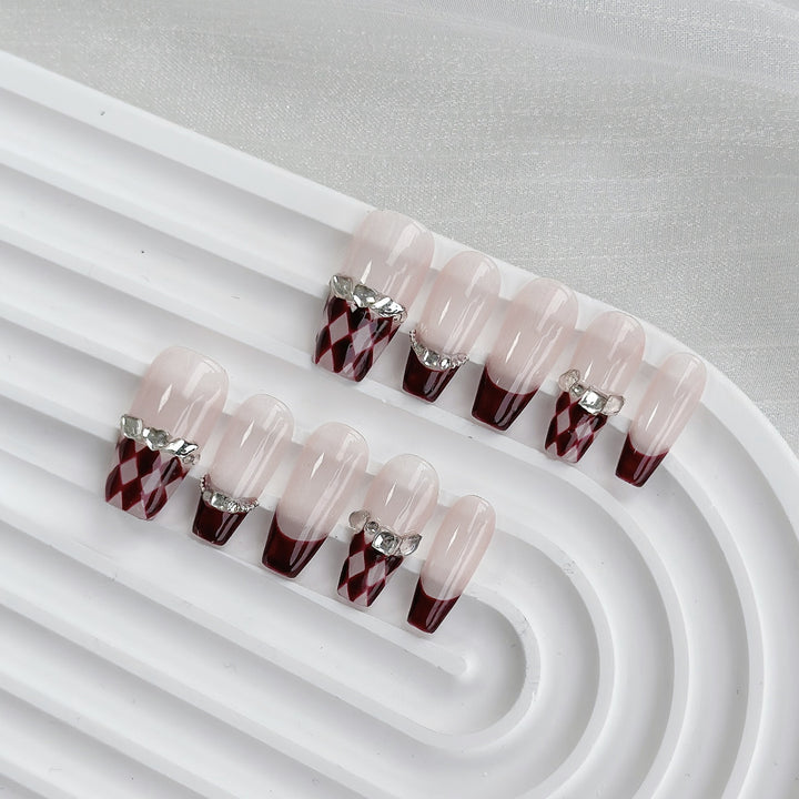 Artistic Press-On Nail Set with Elegant Jewel Accents