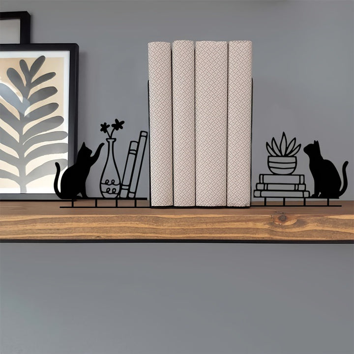 Decorative Cat-Themed Bookends