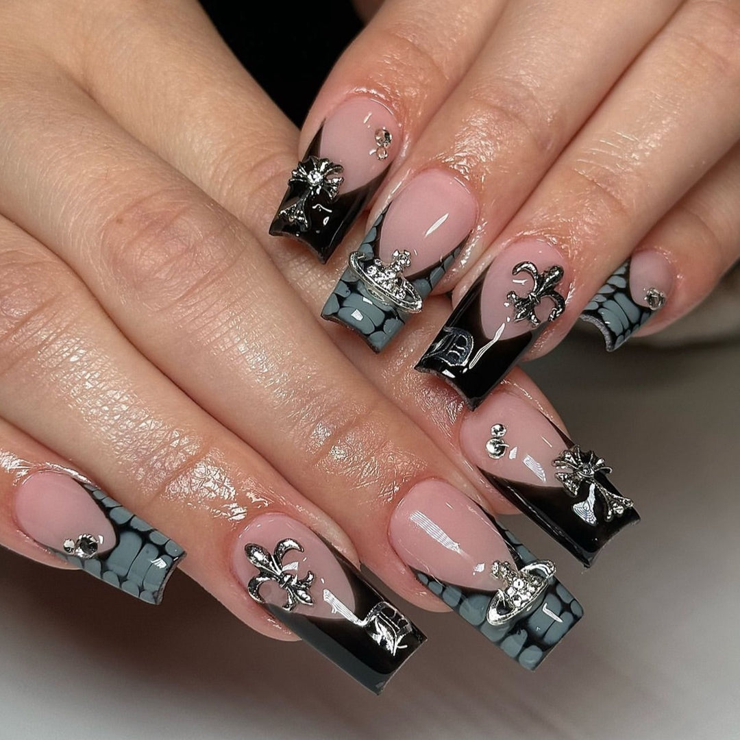 Glamorous artificial nail set with elaborate decorations Kalsten