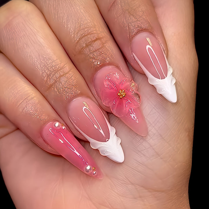 Decorative Floral Press-On Nail Set Kalsten