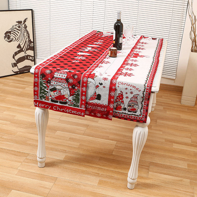 Holiday-Themed Table Runner Kalsten