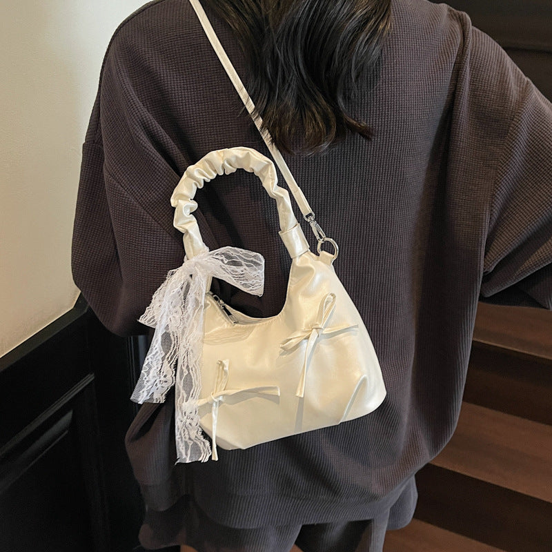 Elegant Satin Handbag Kalsten